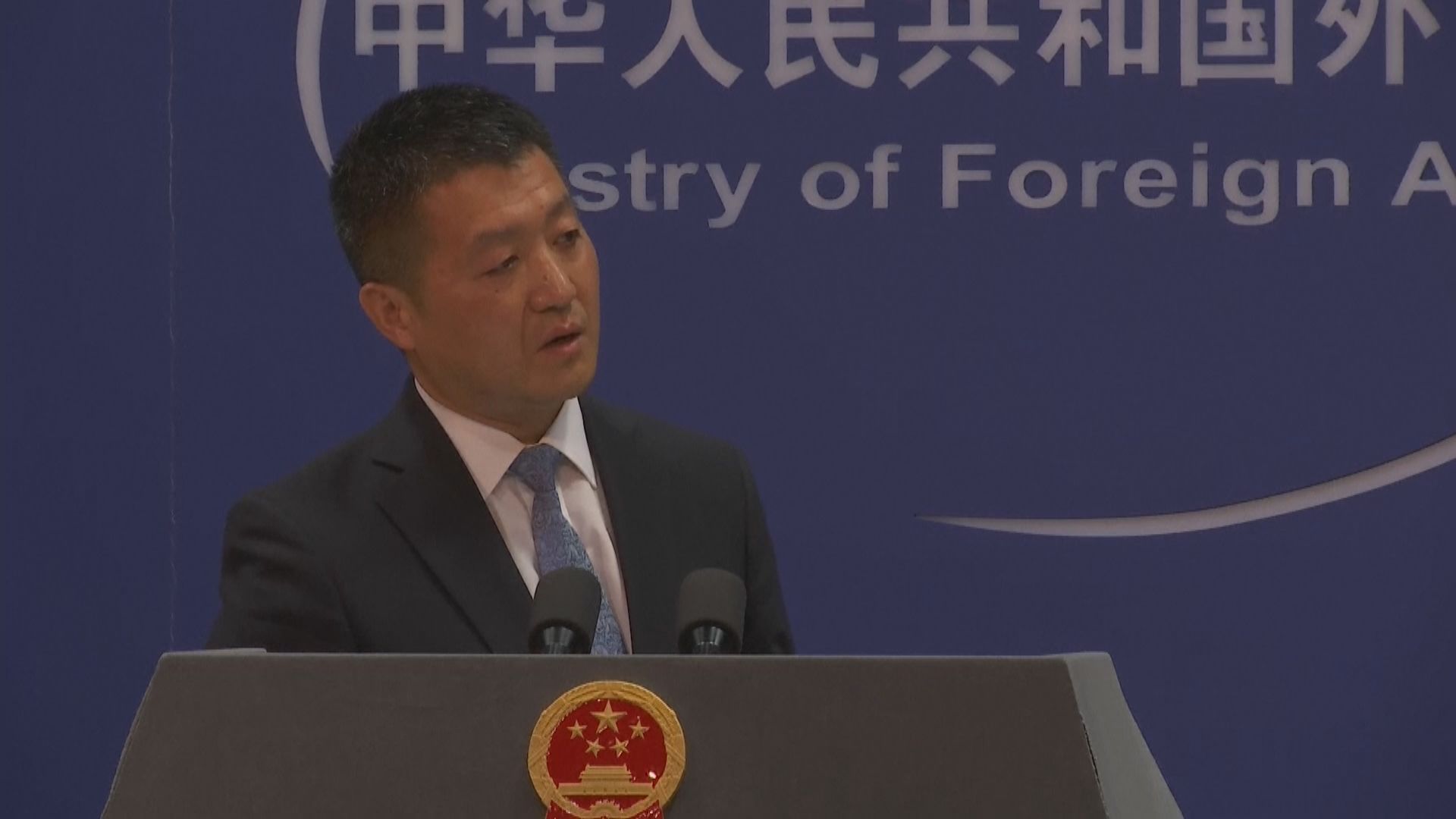 外交部：特區政府有權拒絕外國人入境或發工作簽證