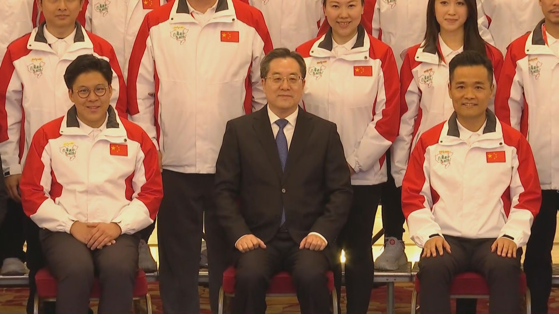 丁薛祥接見港澳青年交流團