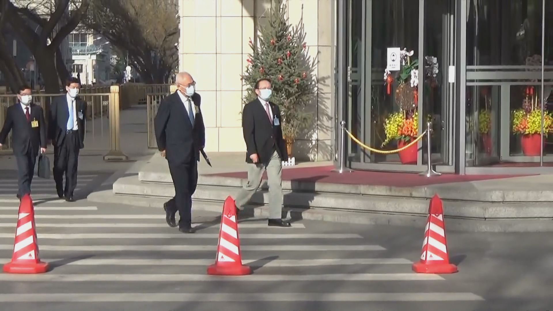 人大常委會早上開會審議修改香港選舉制度草案