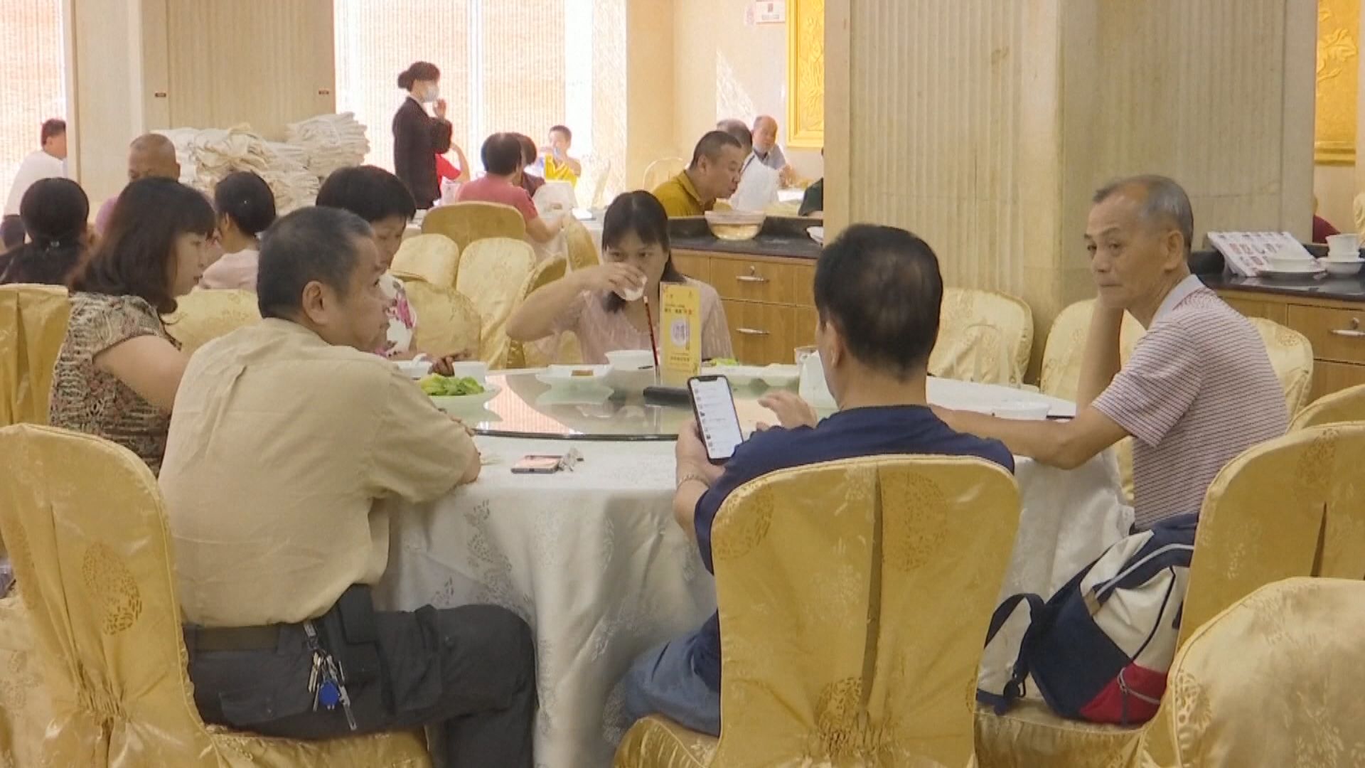 人大常委會公布反食品浪費法草案　禁暴飲暴食節目