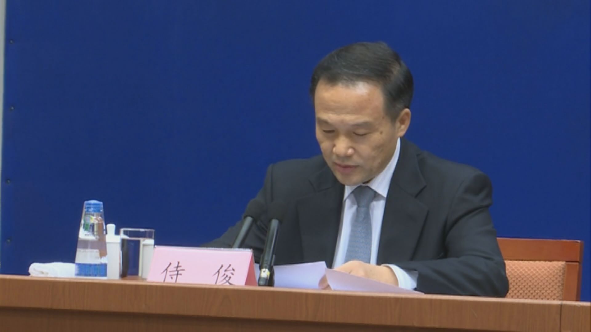 居內地的港澳台人士下月起可申領居住證