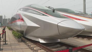 全球最快高鐵CR450動車組已完成性能驗證　下月試行60萬公里考核