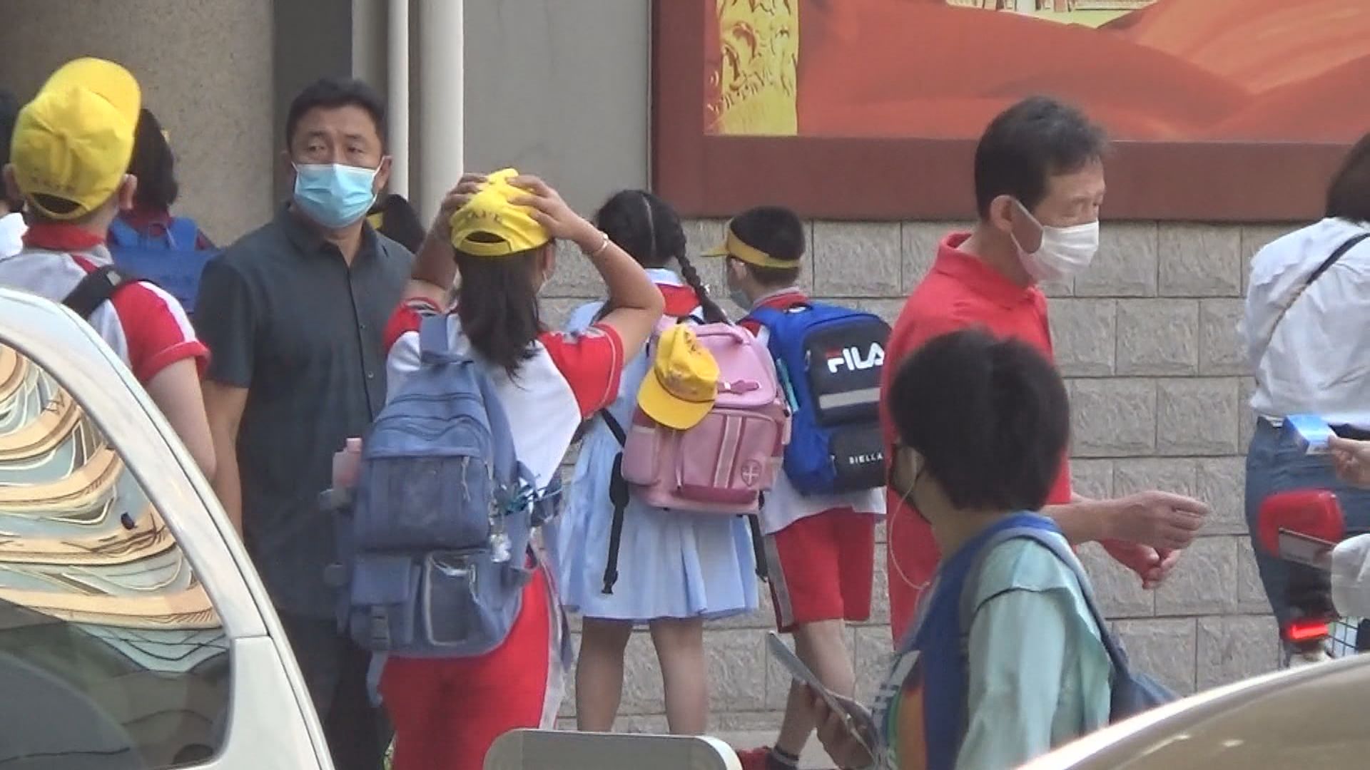 內地新學年落實雙減政策　有家長稱可減輕負擔