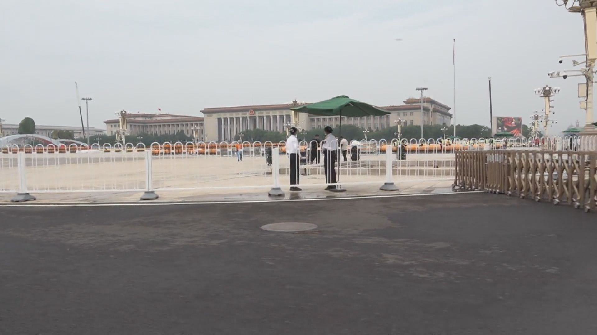 中共建黨百年慶祝大會搭建施工　有北京商舖指買刀具要實名制