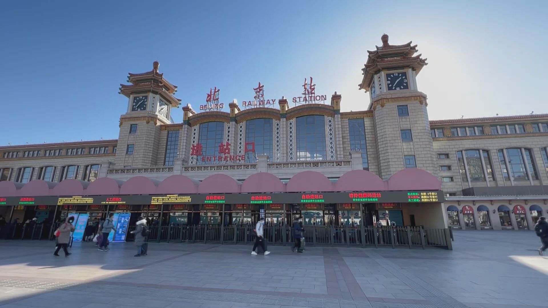 內地春運啟動車站加強消毒防疫