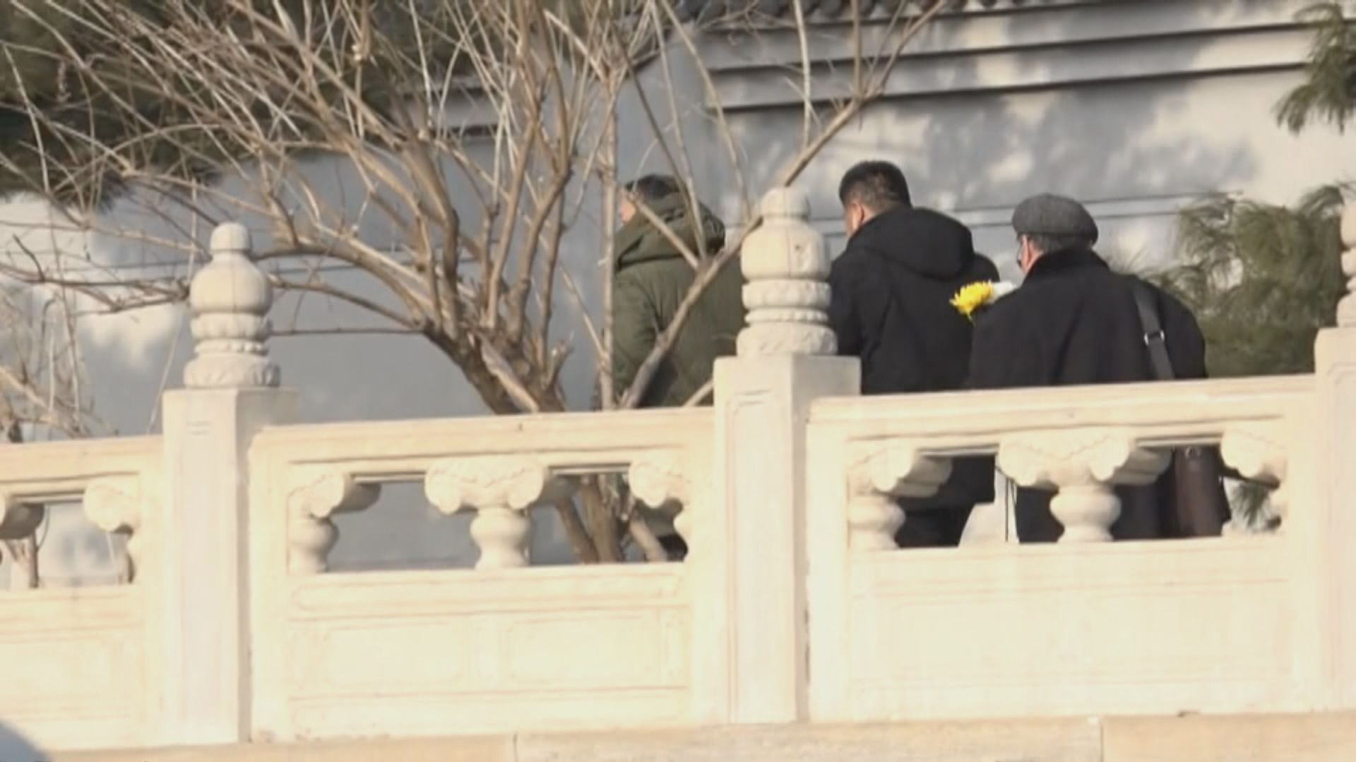 趙紫陽逝世十五周年　家屬首次在忌日到墓園拜祭