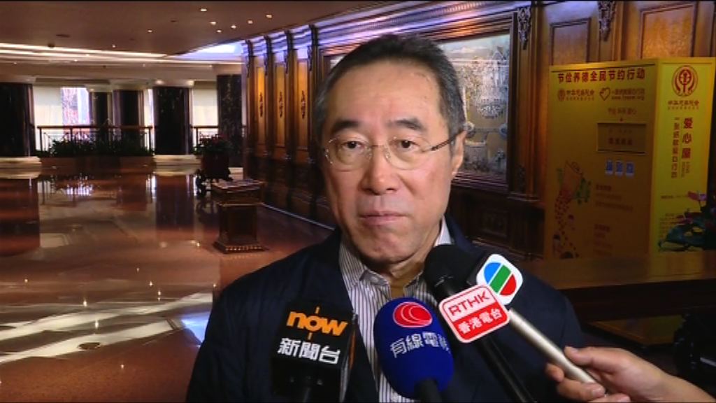 唐英年：特首比司局長要求高屬正常