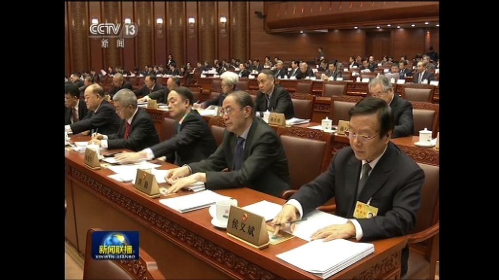 李飛：人大常委會的決定不容質疑