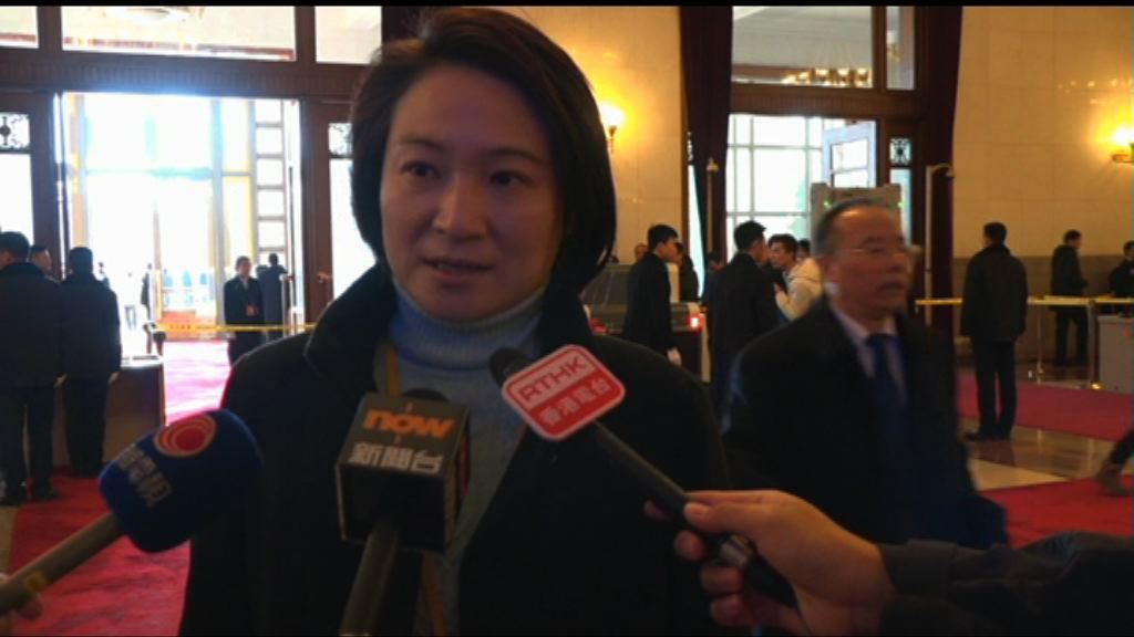 李慧琼：中小學教國歌是否要寫入法例可再討論