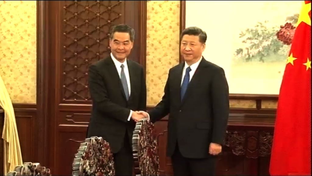 習近平李克強肯定特區政府工作