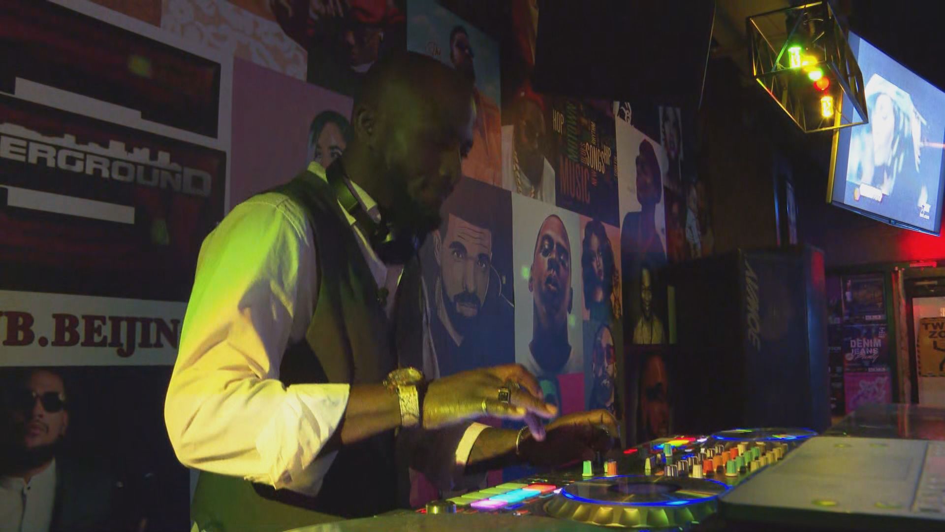 【首都專線】非洲人北京開酒吧圓夢　定期辦活動冀加深了解