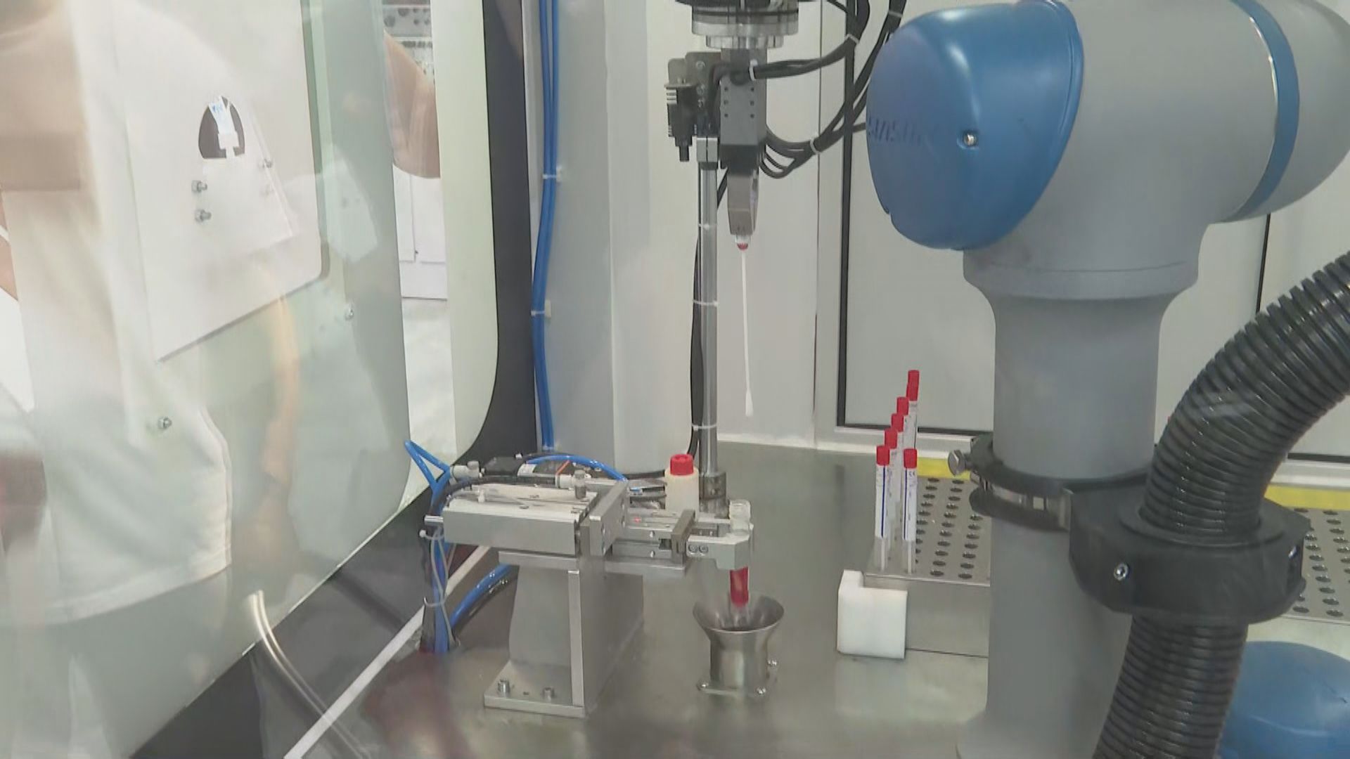 【首都專線】內地研發檢酸採樣機械人節省醫護人手