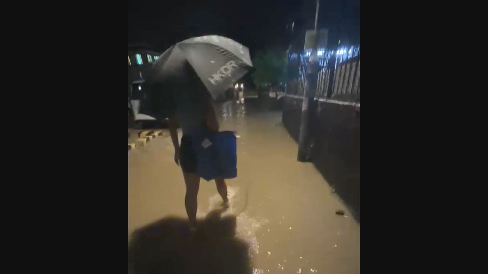 天文台發出今年首個黑色暴雨警告
