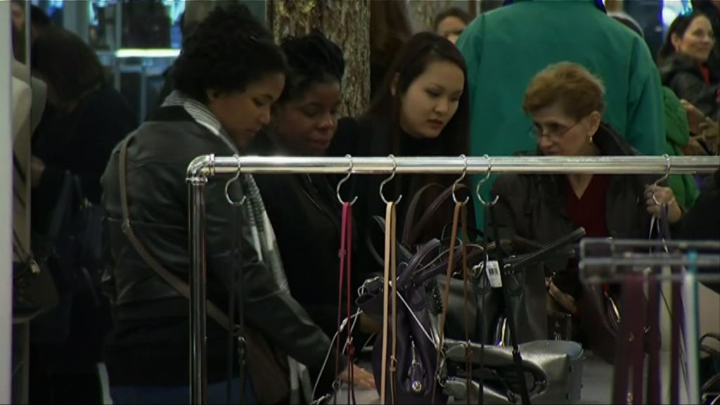 美商戶搶客提早至感恩節營業