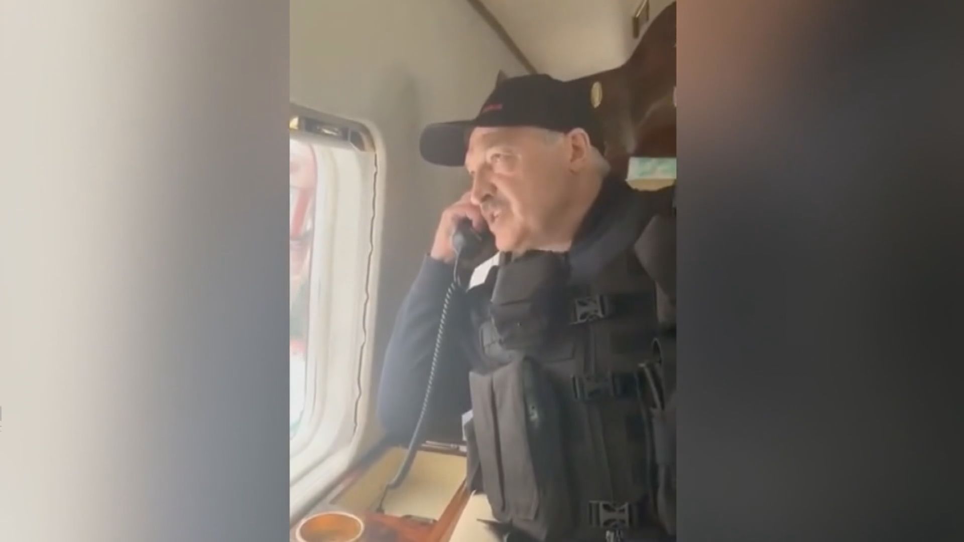 白俄羅斯示威持續　盧卡申科乘直升機在示威地點上空視察