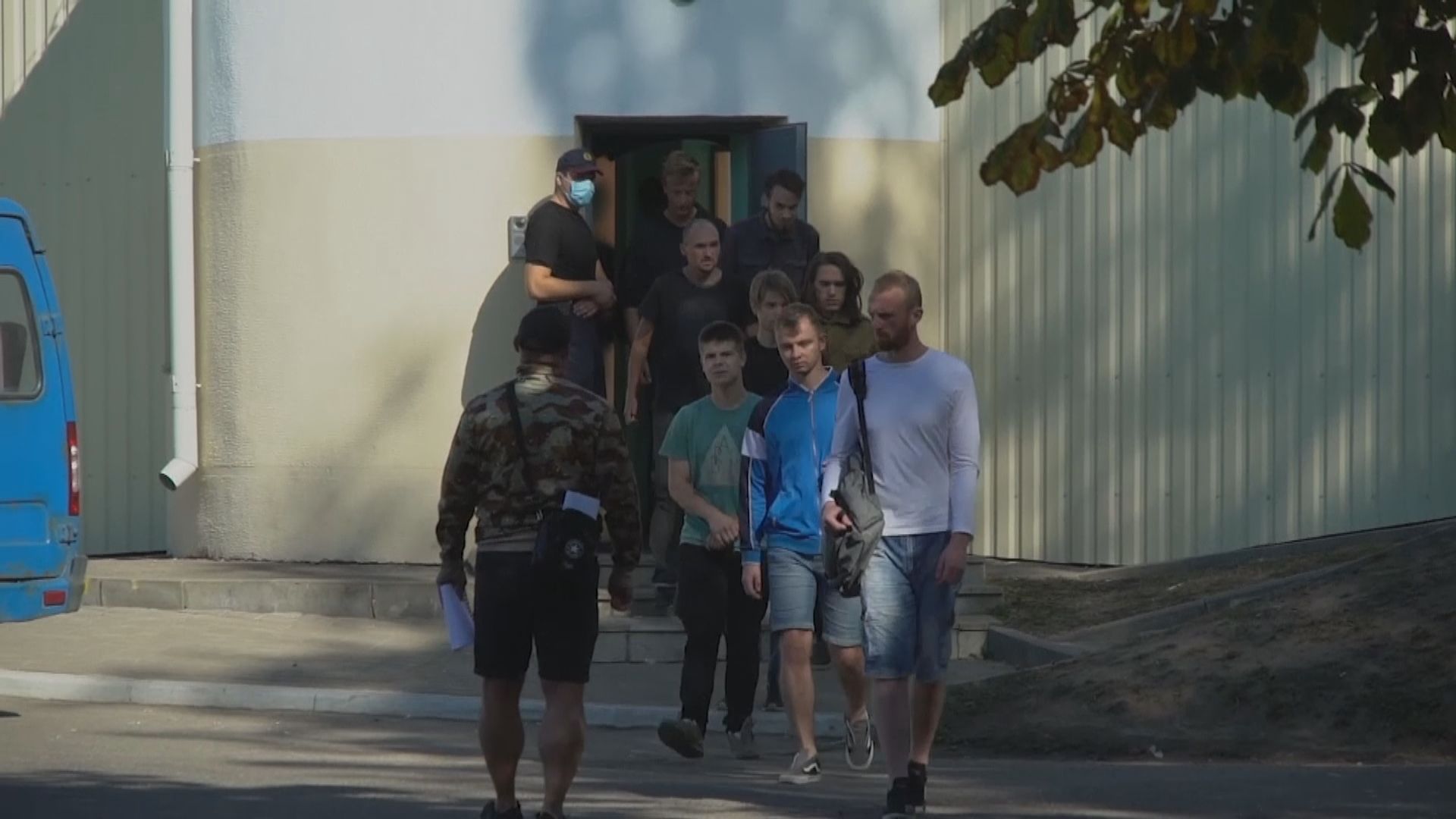 白俄羅斯政府就示威者遭暴力對待致歉　並釋放逾二千被捕人士