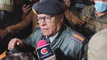 玻利維亞總統否認自編自演政變