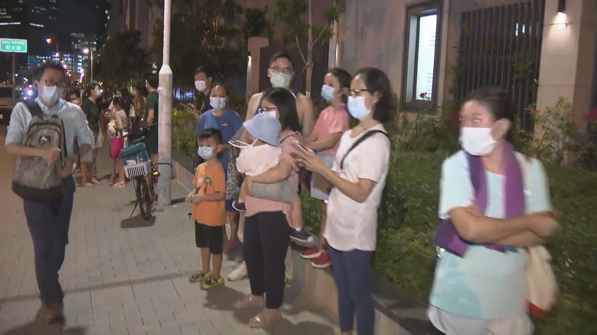 啟德一地盤發現戰時炸彈　附近部分住客到社區會堂暫避