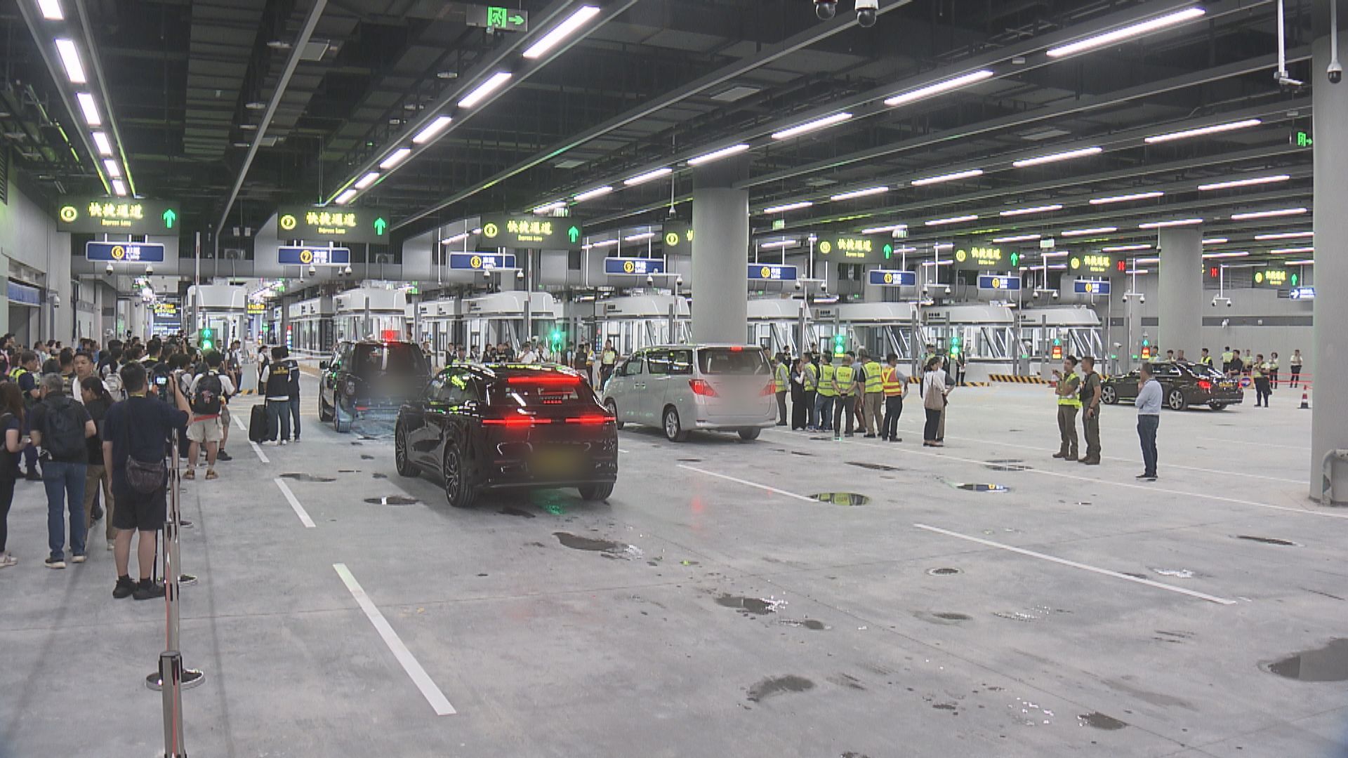 識通新皇崗｜五合一車道