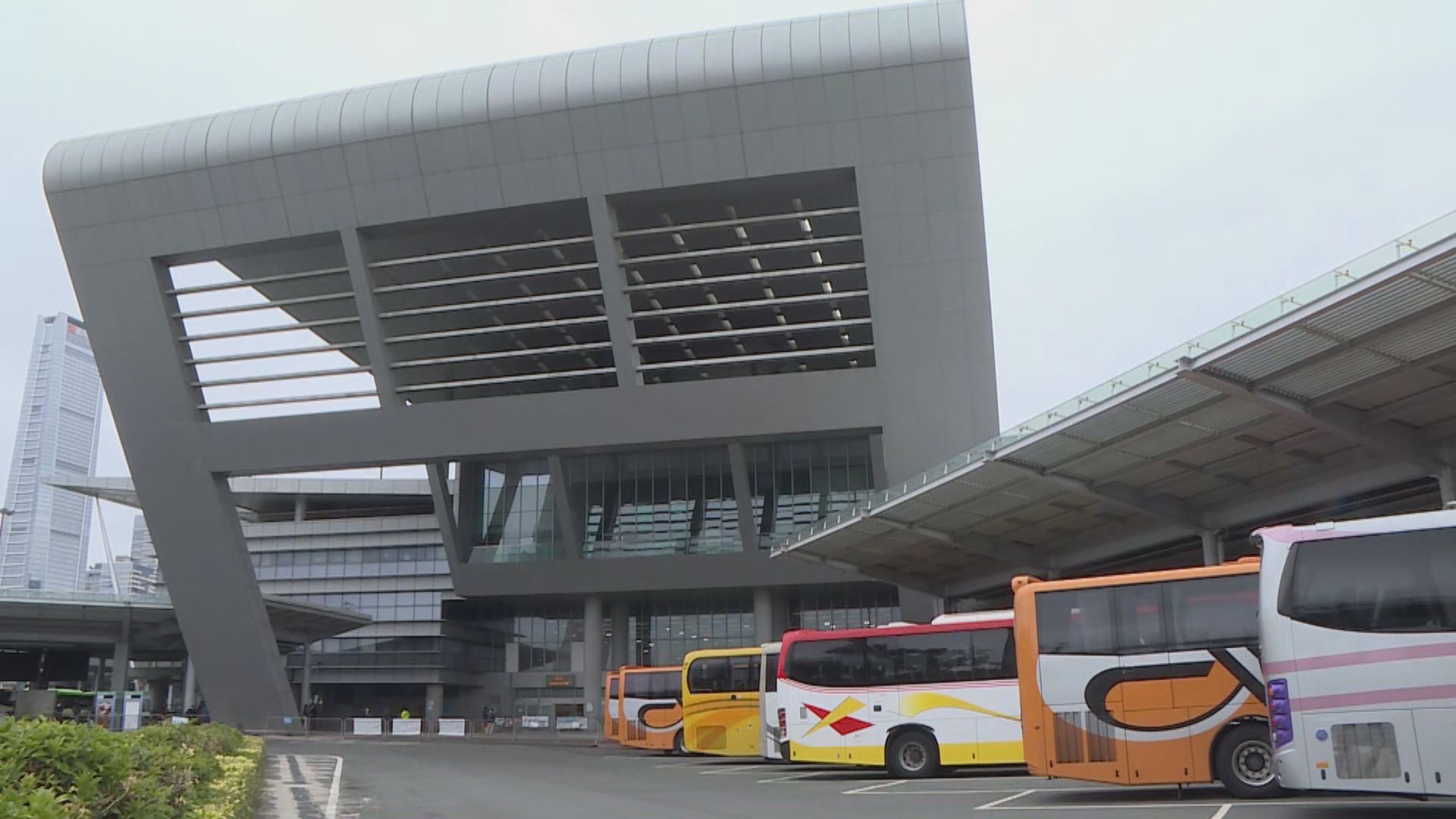 香港內地首階段周日起首階段通關　落馬洲、深圳灣及文錦渡每日五萬名額