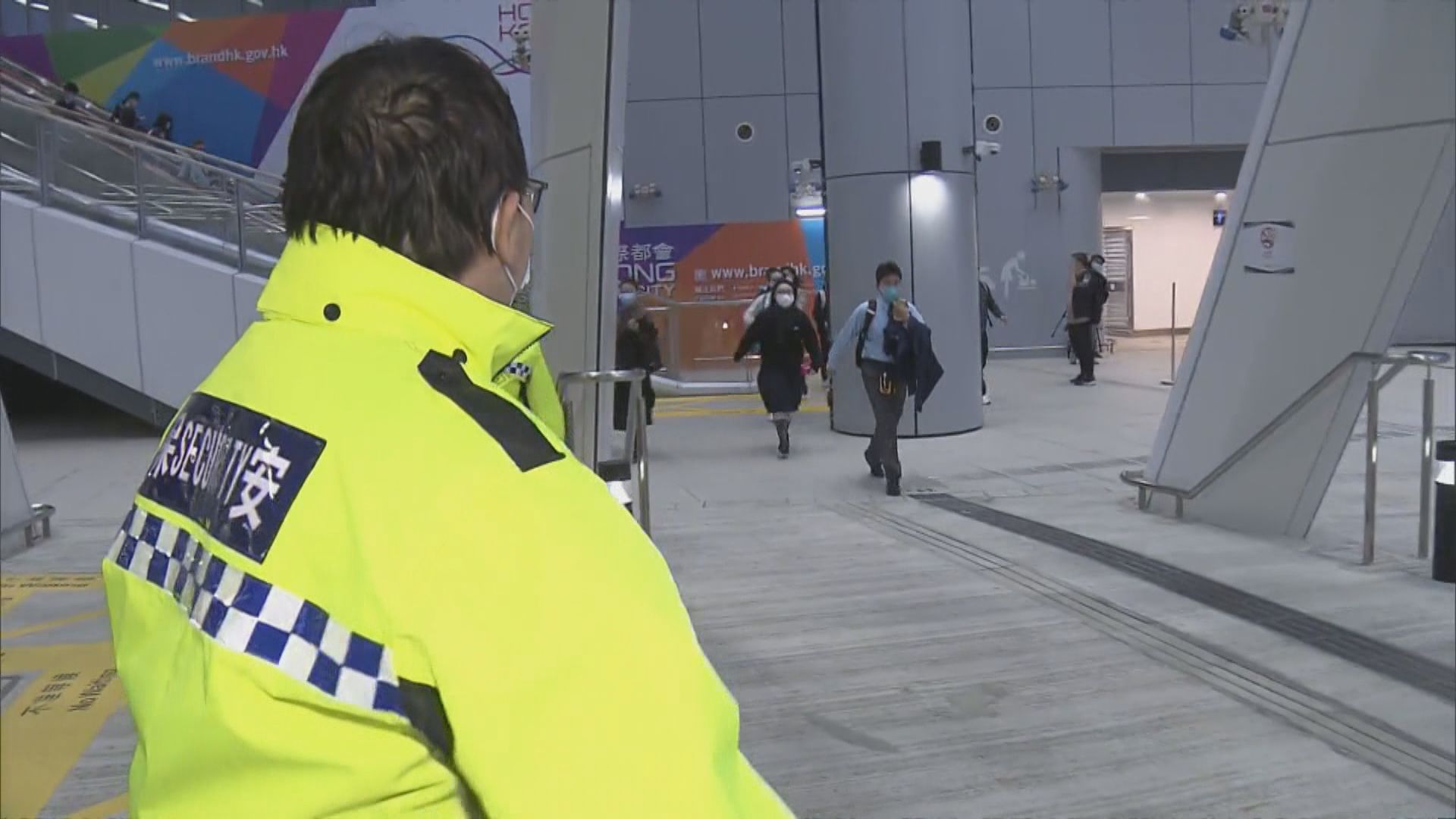 中學跨境生回港上面授課　部分學生經香園圍口岸過關