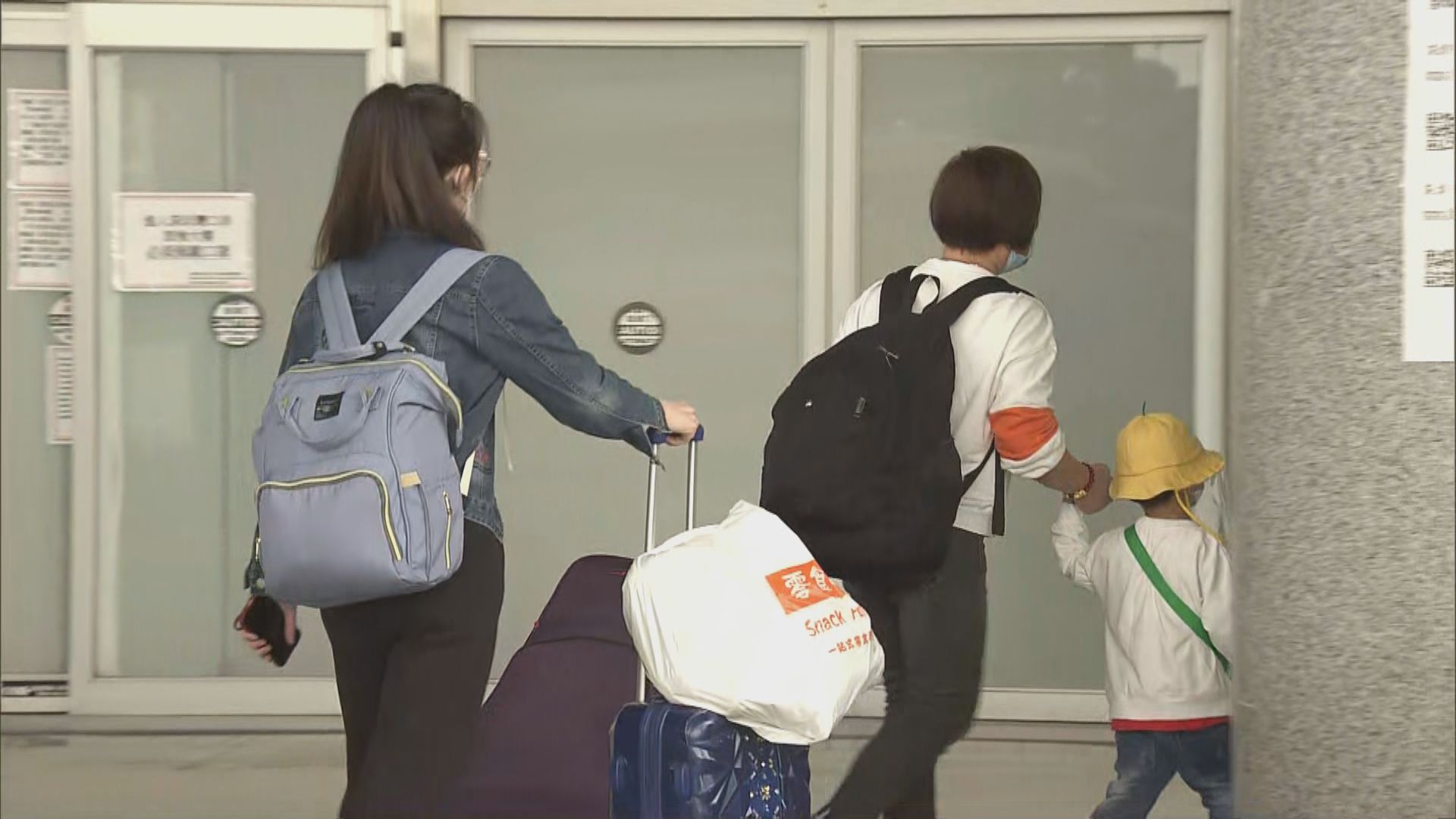 經陸路口岸前往內地的旅客須額外進行快速核酸檢測