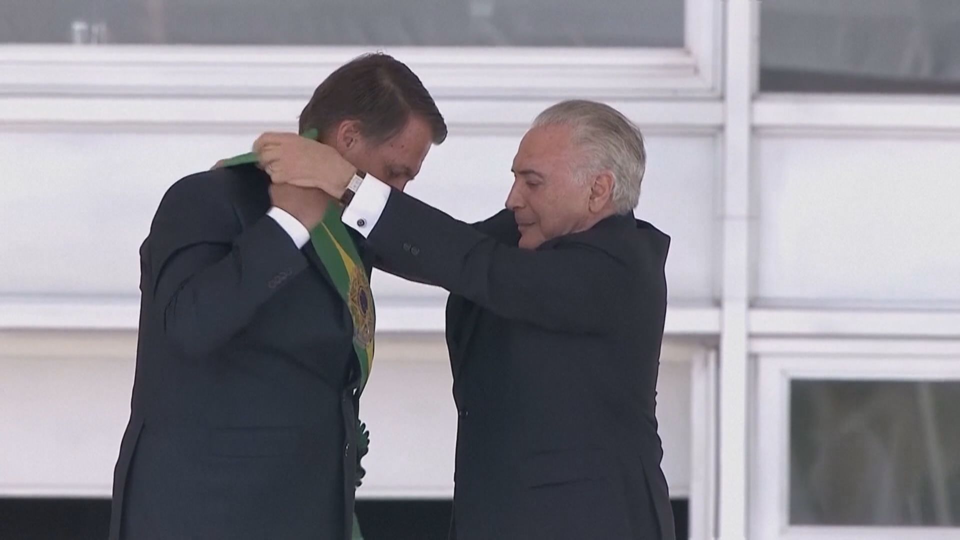 巴西最高法院批准博索納羅暫離監獄接受疝氣手術