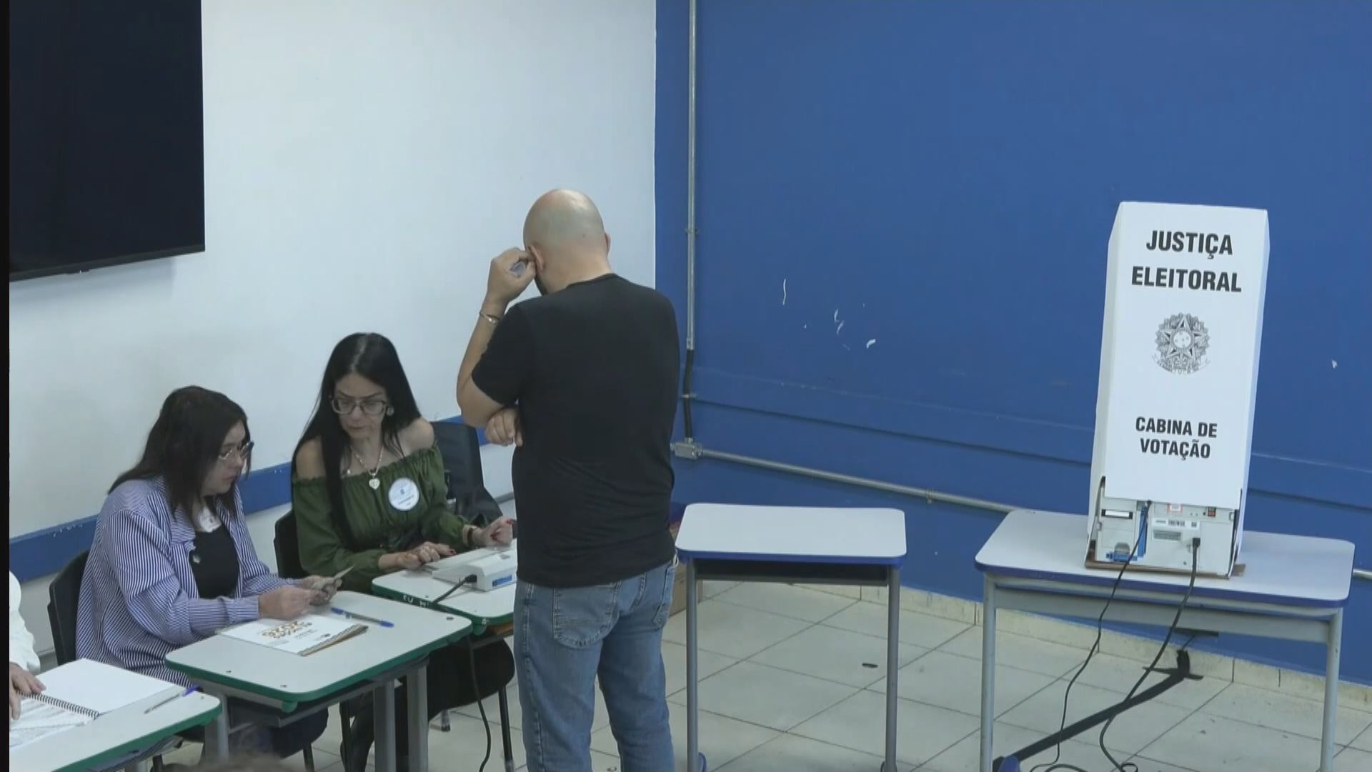 巴西總統選舉首輪投票無候選人直接當選
