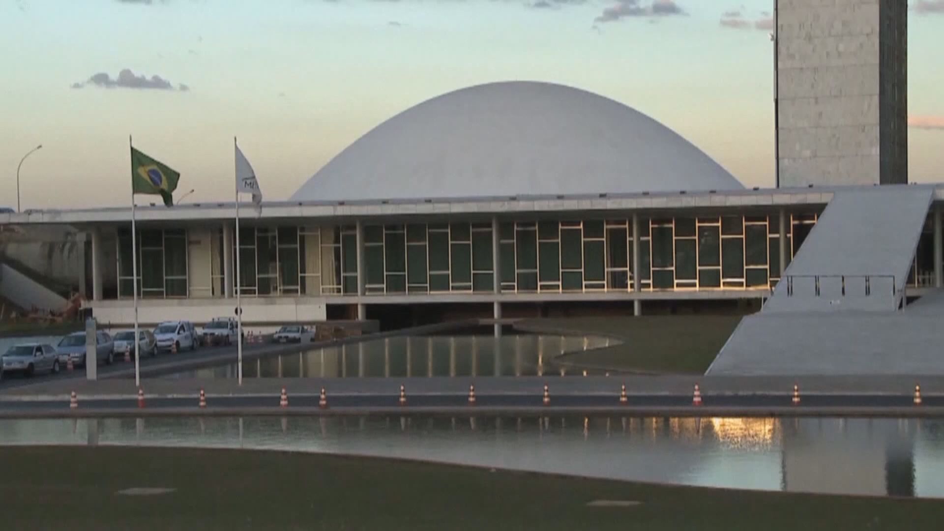 巴西央行維持指標利率13.75厘不變