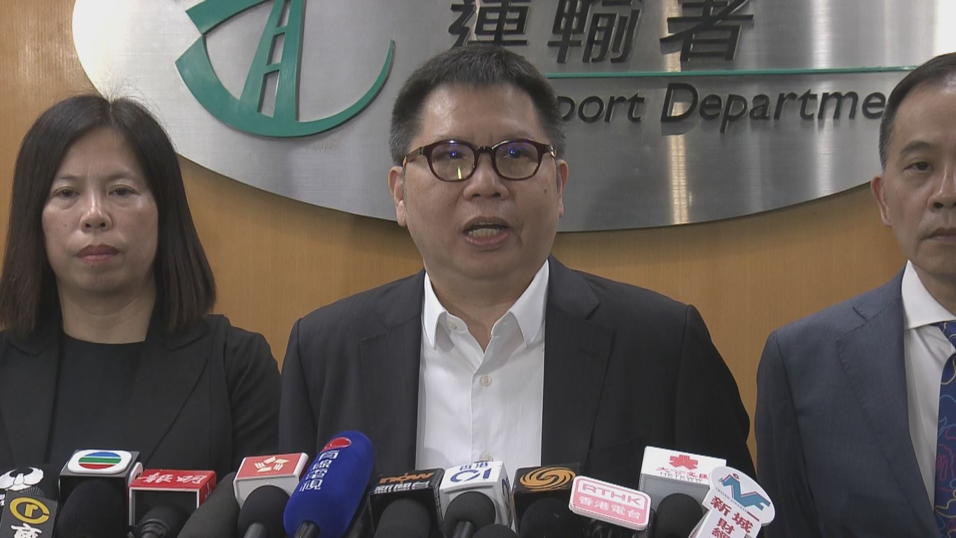 金巴將租借直通巴分流港珠澳大橋旅客