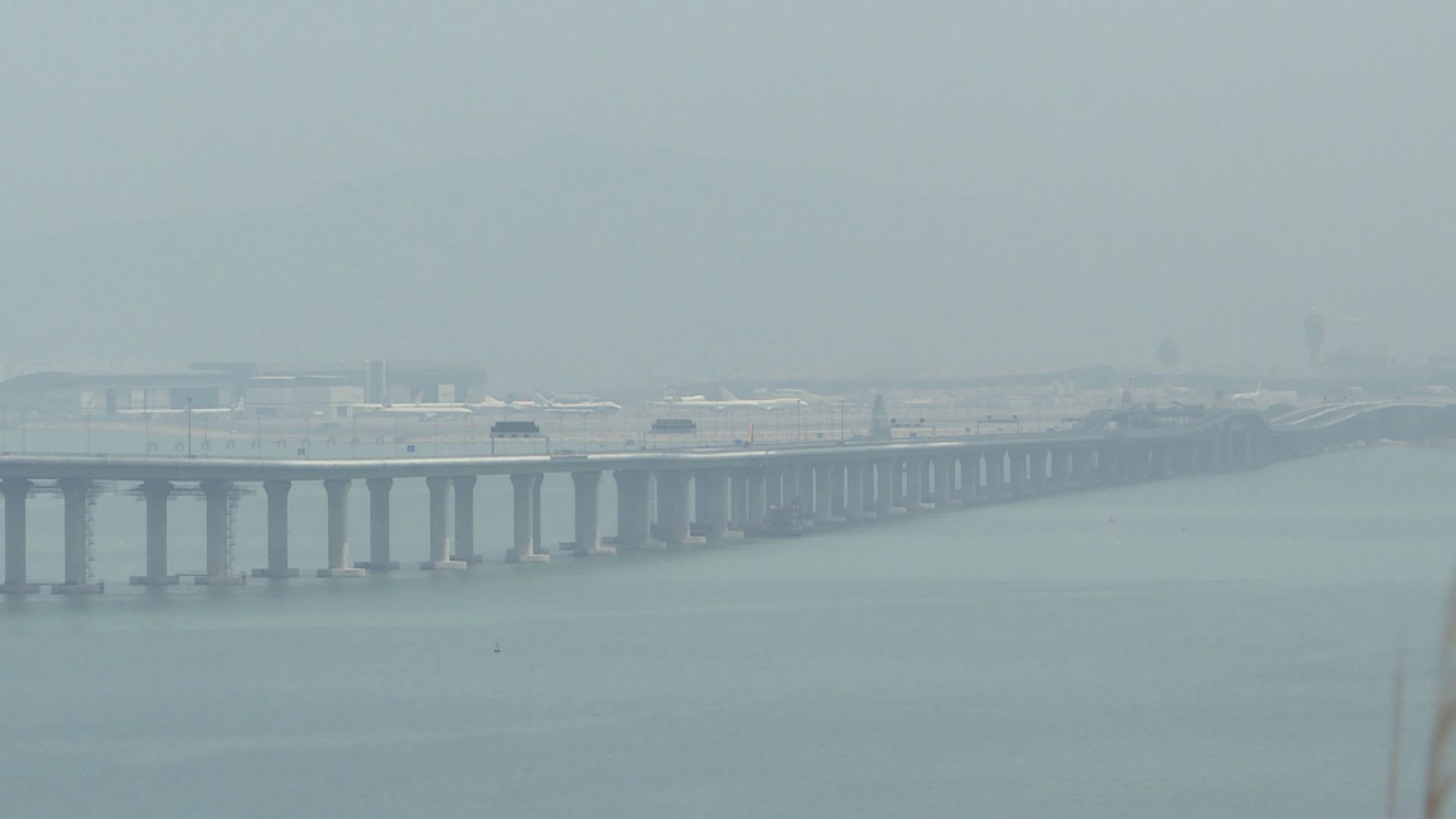 港珠澳大橋公布收費標準