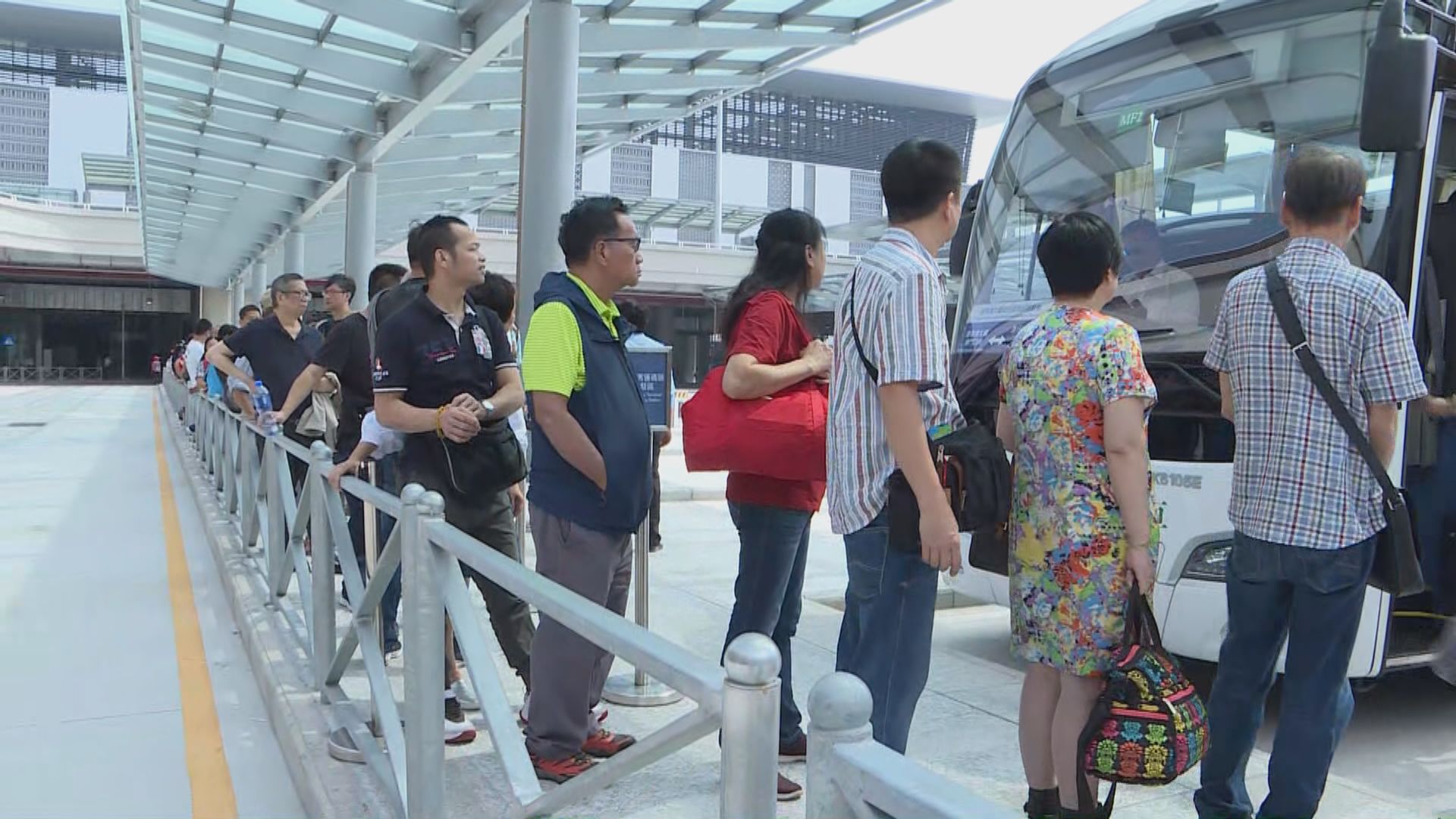 澳門口岸無接駁巴士往返酒店娛樂場