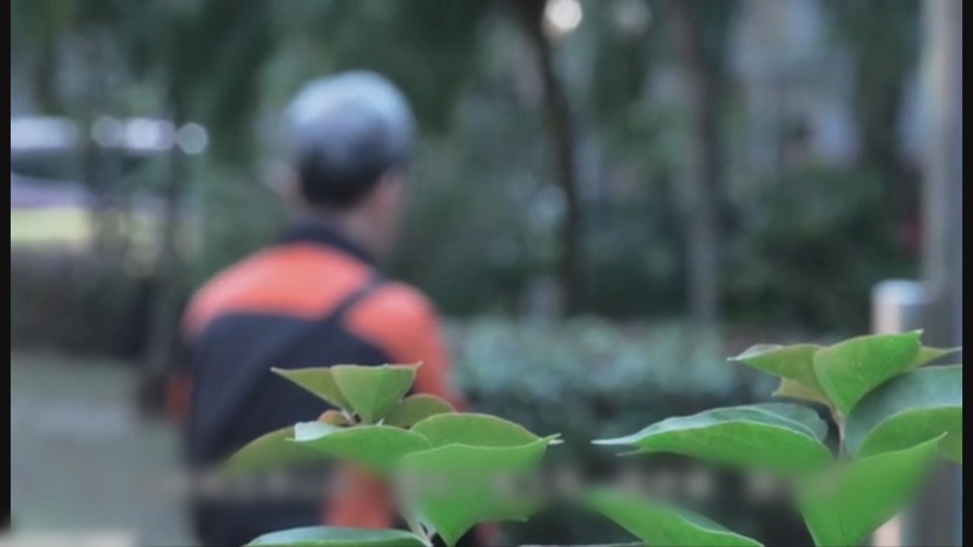 珠海公安發布港珠澳大橋被捕港人片段稱民警態度好