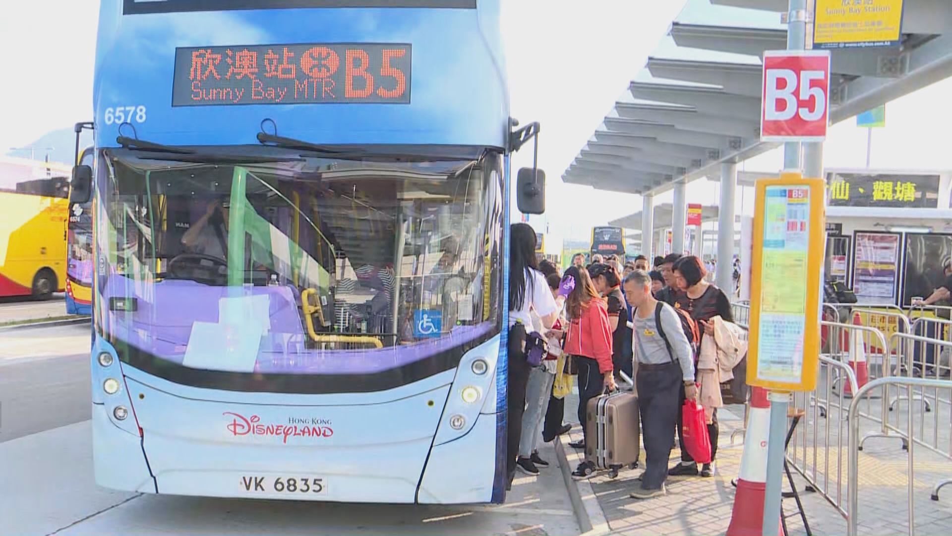 下午經港珠澳大橋抵港旅客減少
