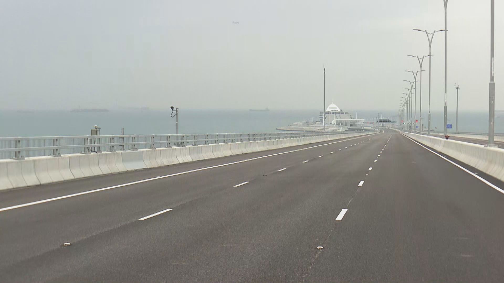 港珠澳大橋下周三通車　採用三地三檢模式