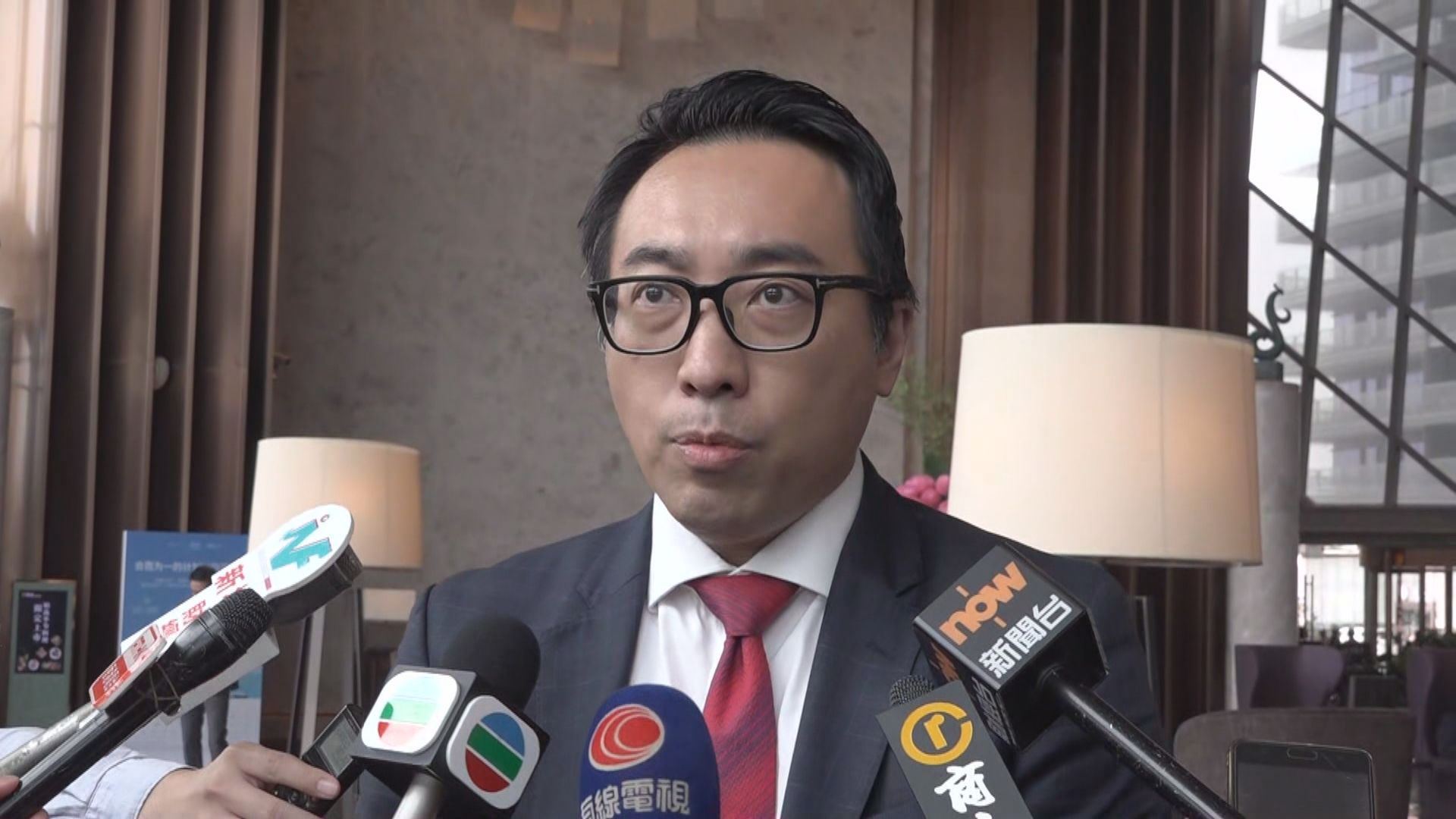 黃進達：港珠澳大橋開通首日旅行團踴躍