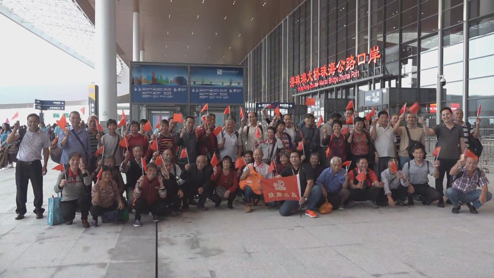 多個旅行團從珠海出發往香港