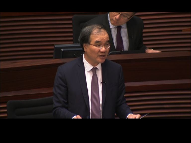 港珠澳大橋工程延一年　邱誠武同日稱不延誤