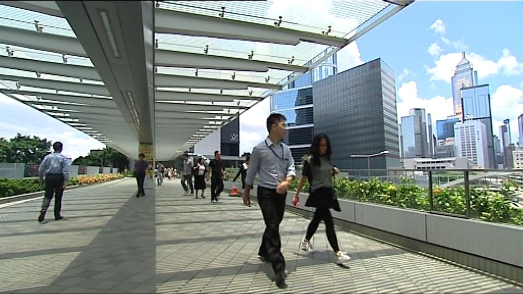 預算案寬減薪俸稅上限　調低薪俸稅率