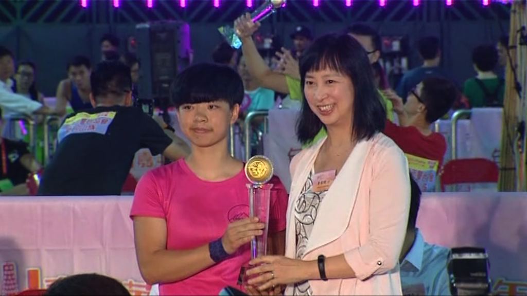 攀石課程主任胡穎瑜首奪包山后