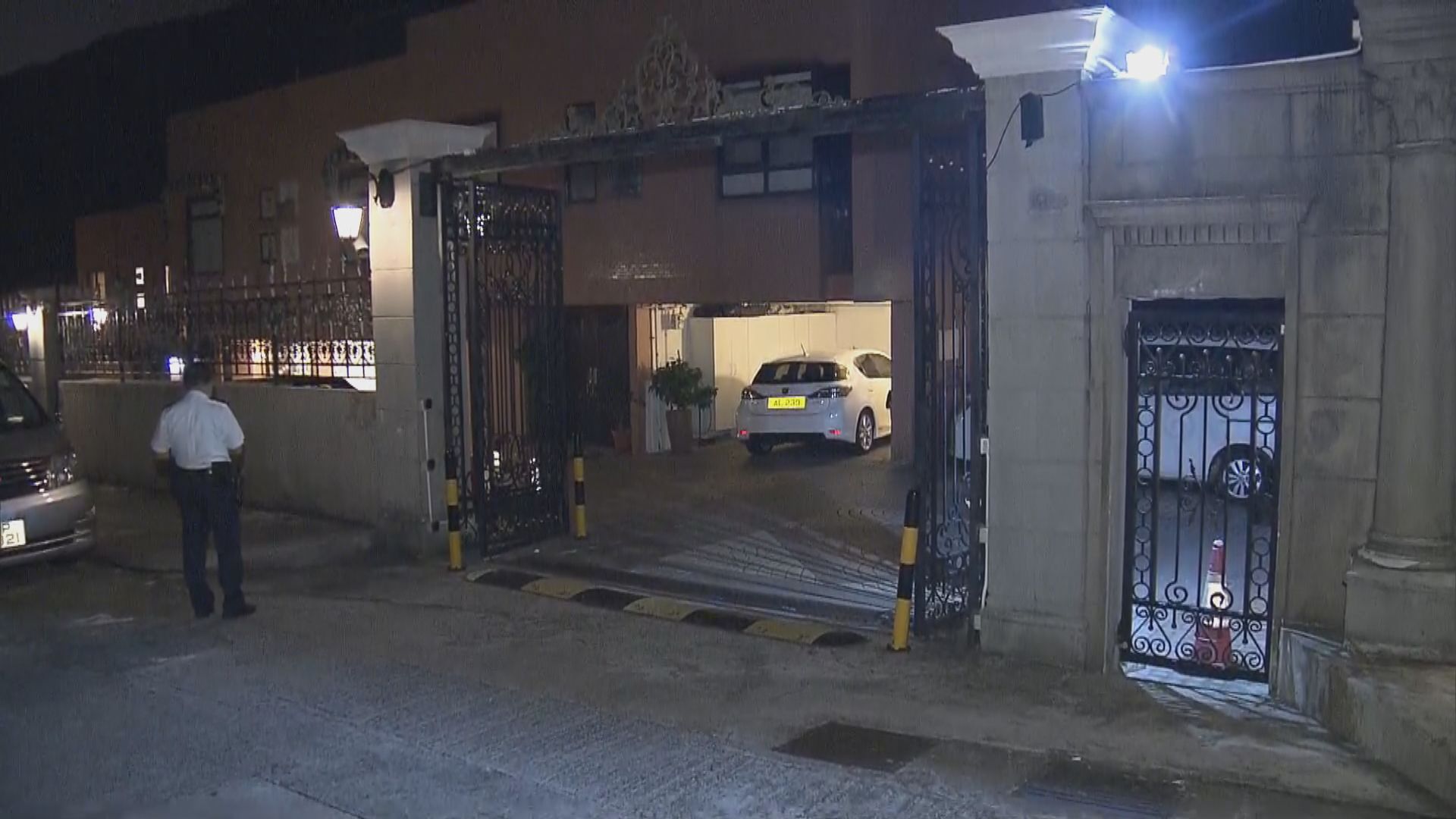 淺水灣一間獨立屋發生爆竊案