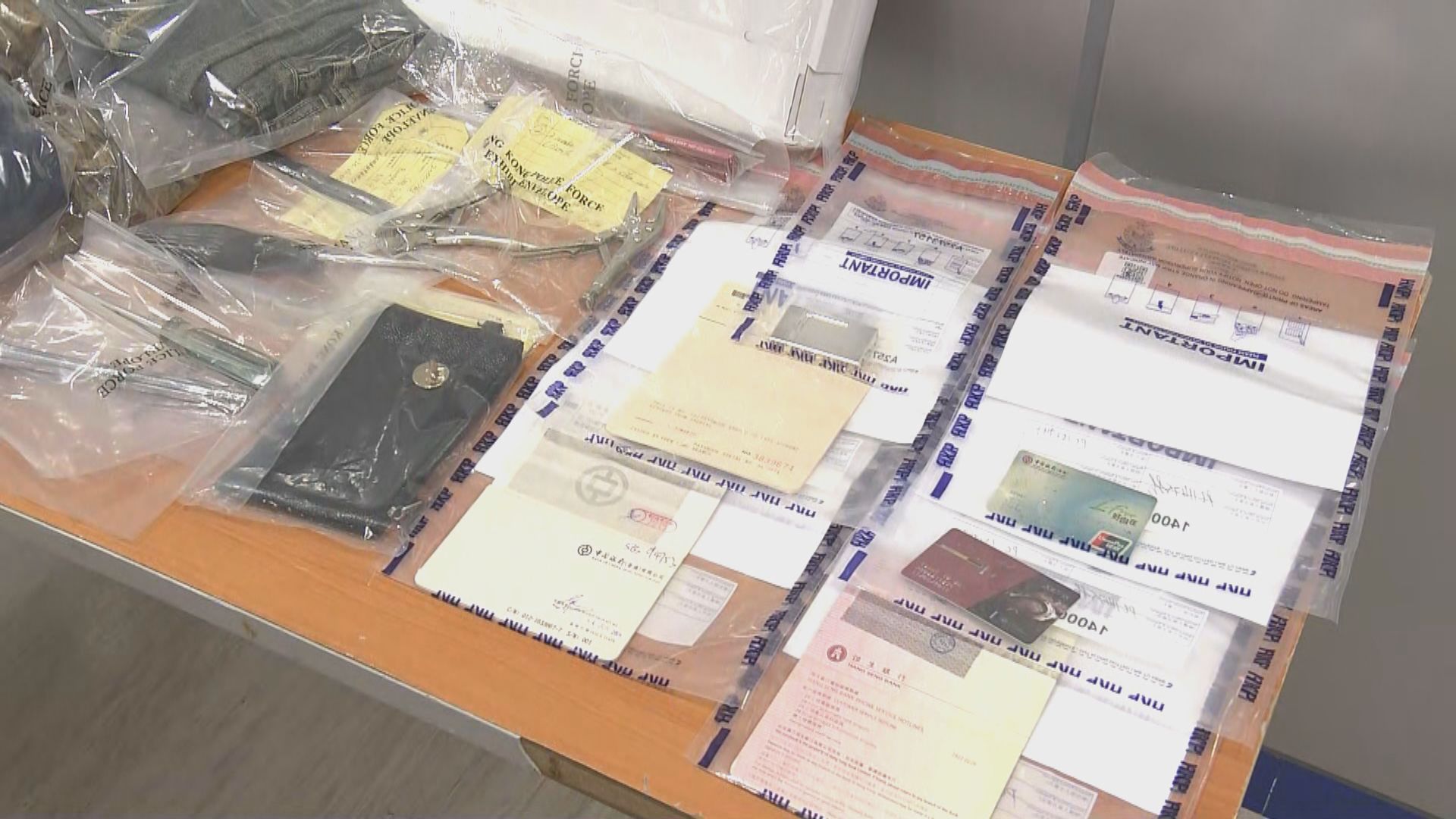 男子涉元朗區內十三宗爆竊案被捕