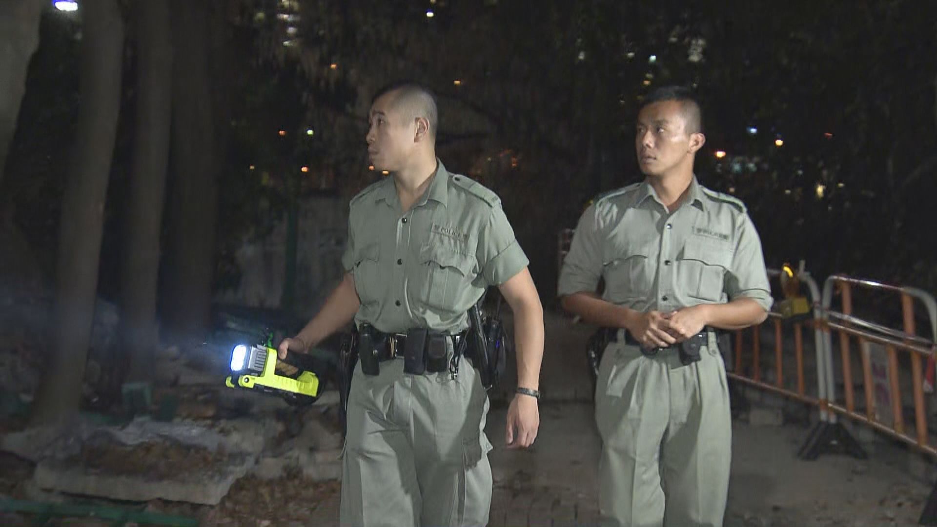 警方淺水灣進行反爆竊行動