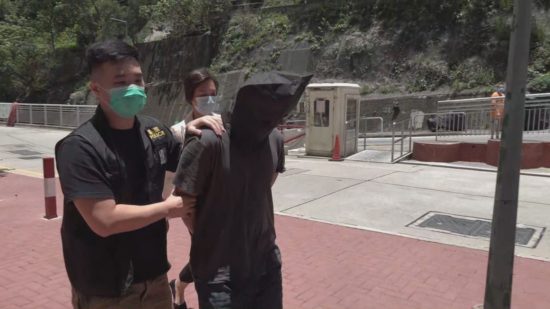 警方葵涌拘一男子疑涉區內多宗洗衣店爆竊案