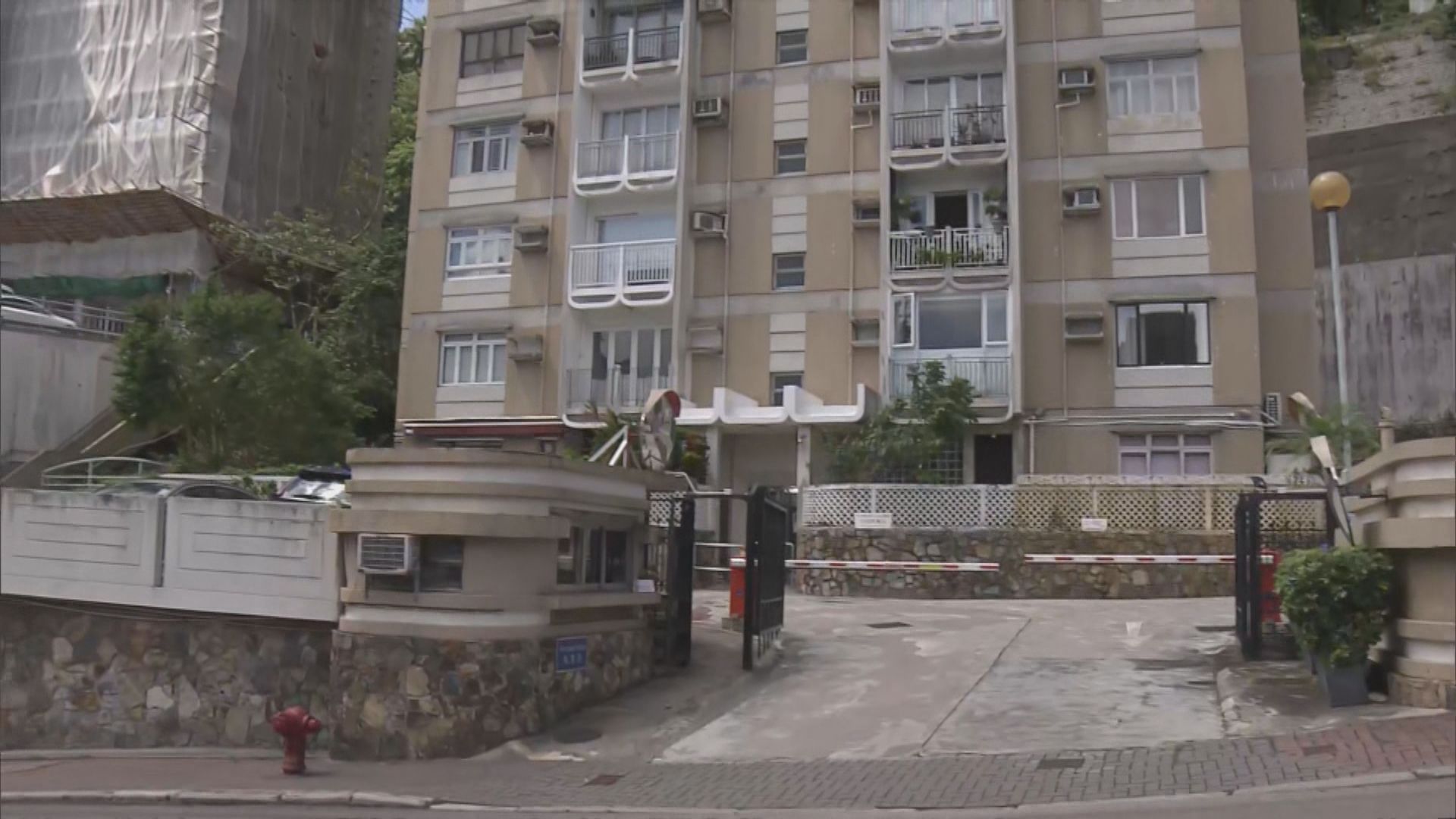 山頂僑福道單位遭爆竊　失約500萬元手表珠寶