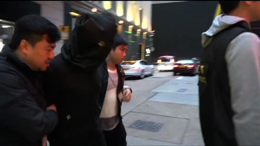 警瓦解西九龍區爆竊集團拘2人