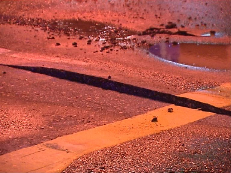 土瓜灣馬頭涌道爆水管交通受阻