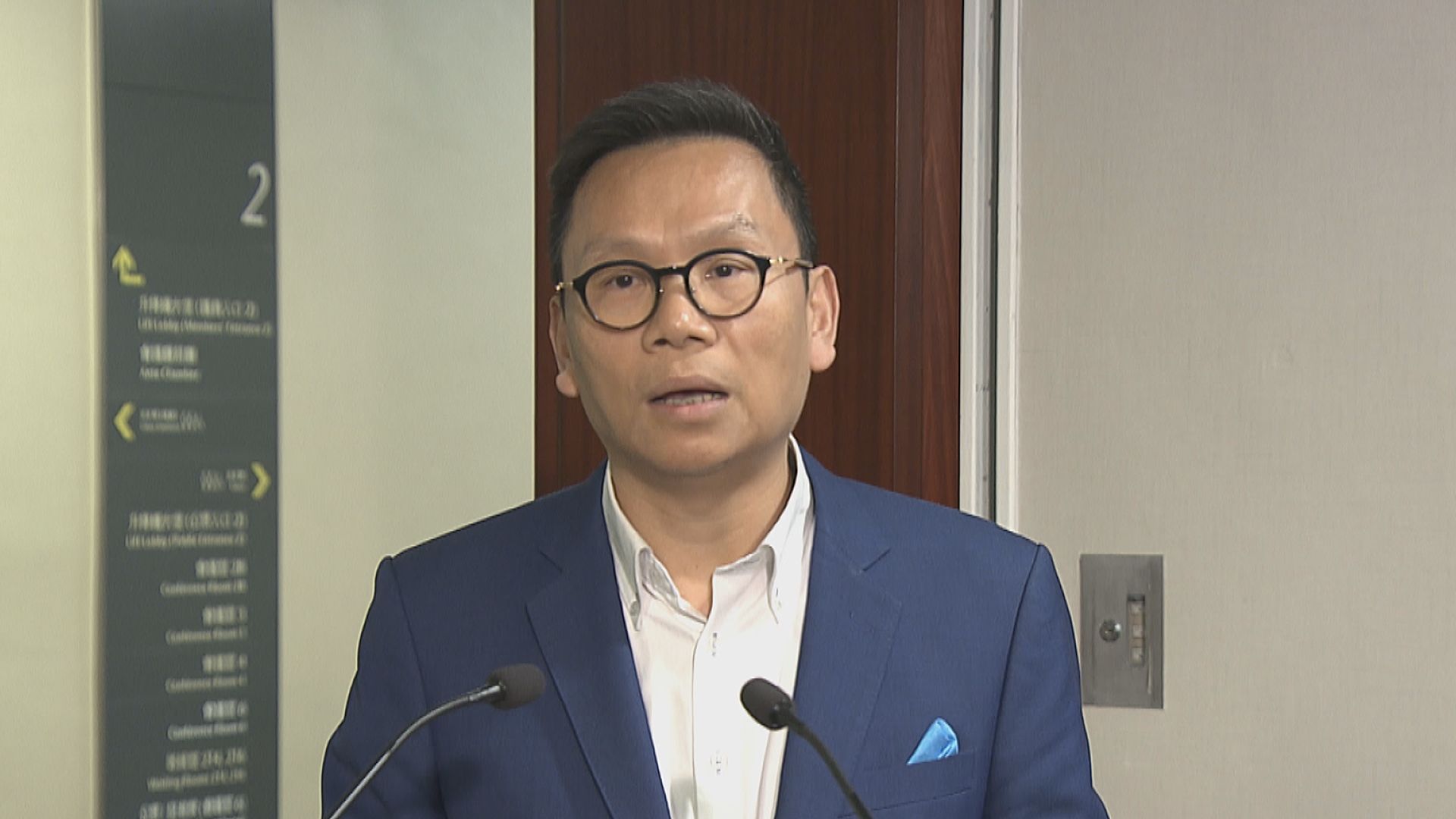 政府暫緩安全帶新法　陳恒鑌認審議時無留意有技術問題(何嘉駿報道)