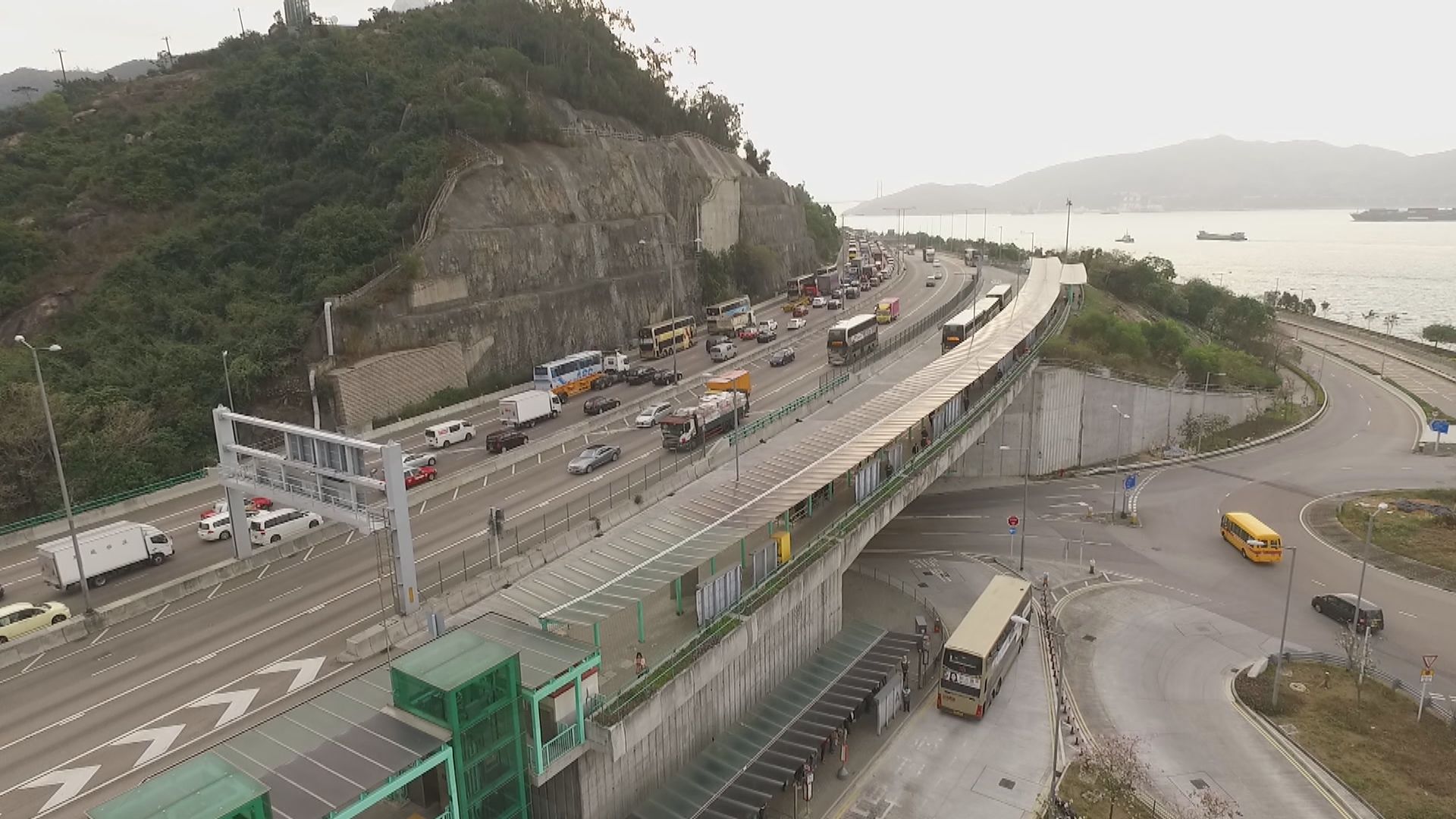 政府推措施改善屯門公路巴士轉乘站運作