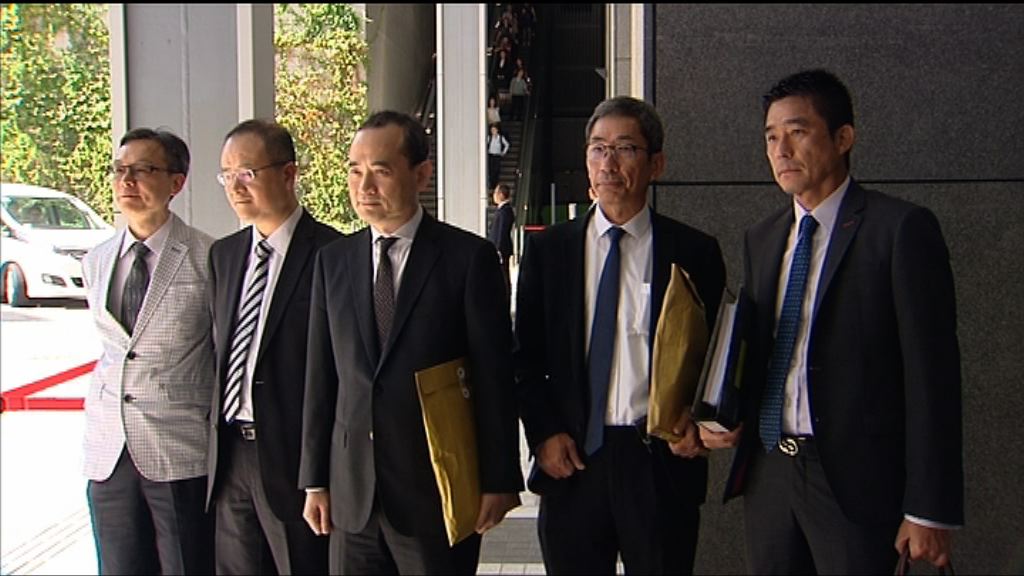 梁乃鵬陳祖澤出席專營巴士服務聽證會